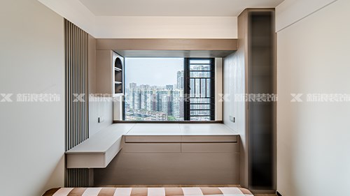 飄窗雞肋空間利用！一并搞定書桌梳妝臺儲物|長沙全屋整裝